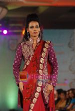 Model walks the ramp for Krishna Mehta Show at Indian Princess in J W Marriott on 25th Sept 2010 (28).JPG